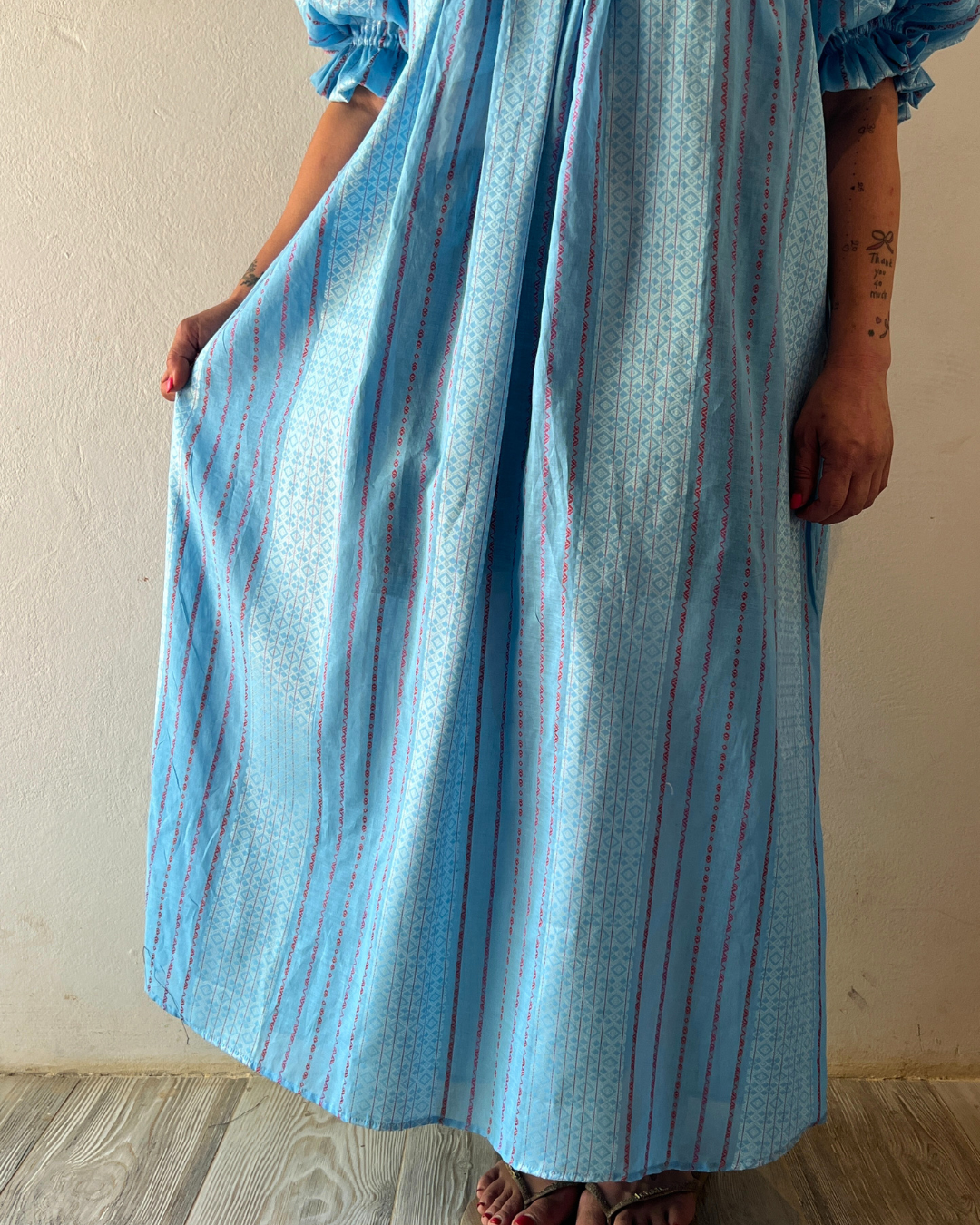 Decollete Dress (Size M/L)