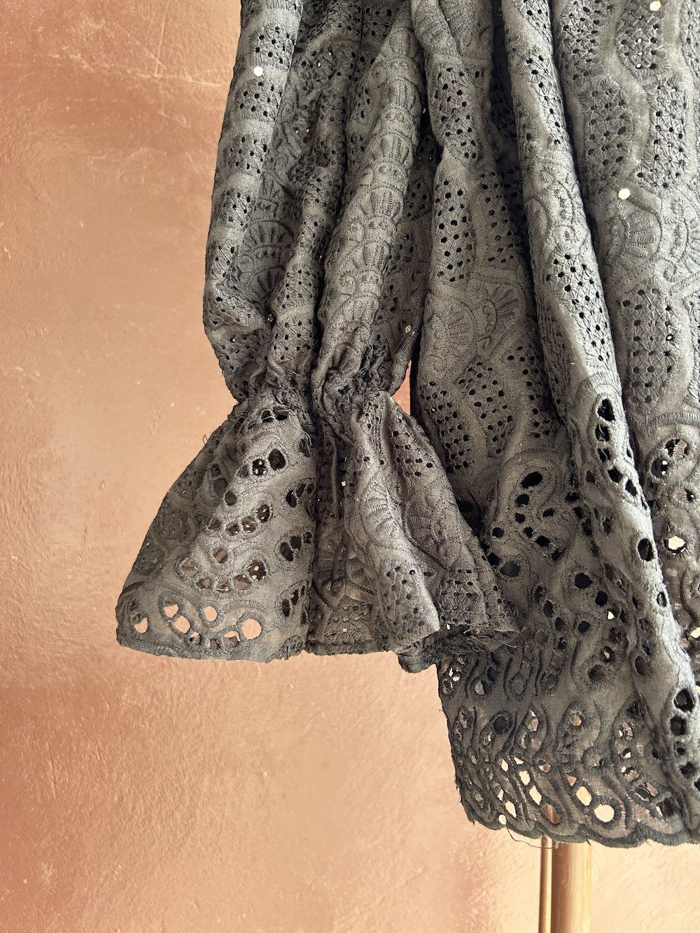 Decollete Dress (Size S/M) / Short