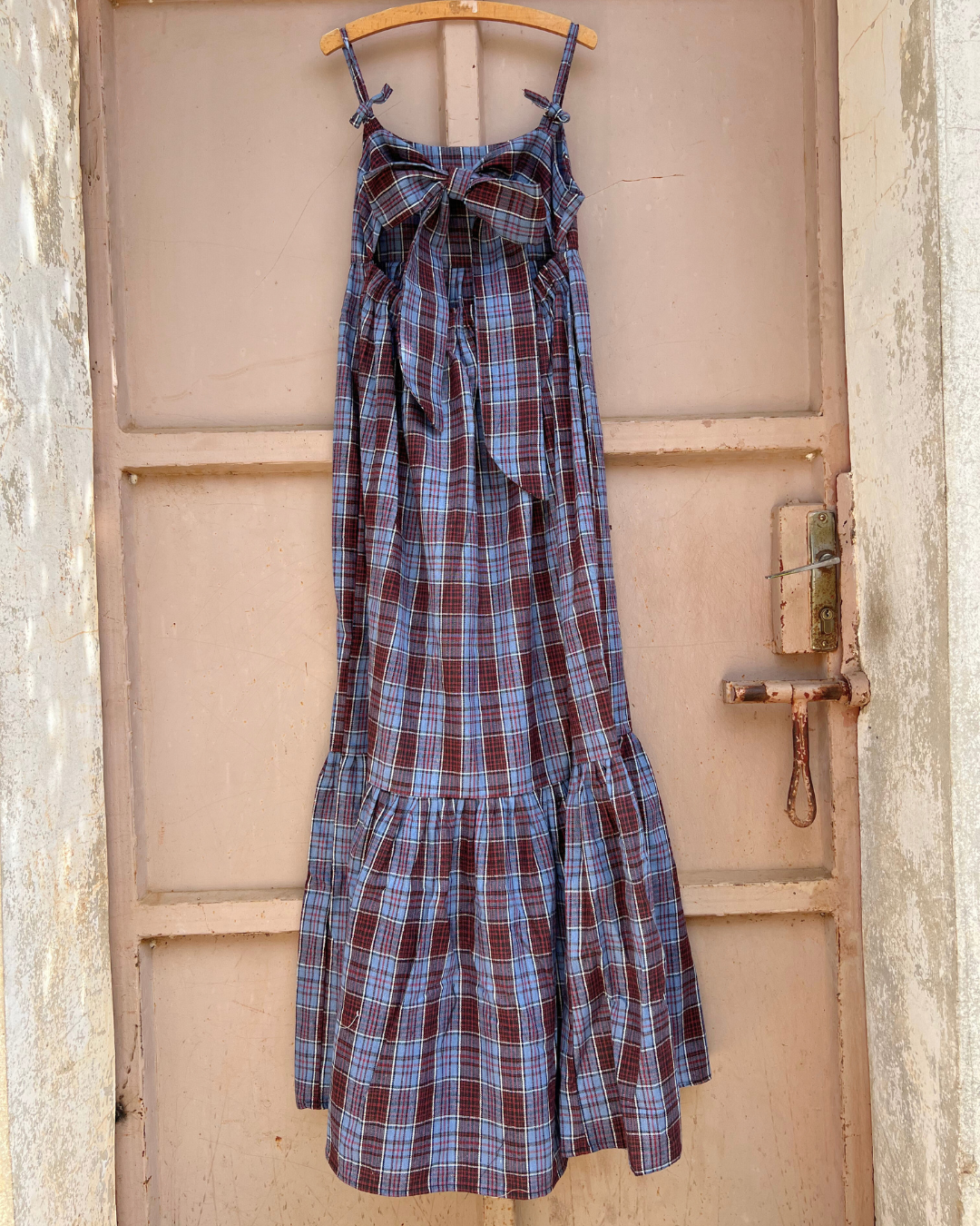 Back Ribbon Dress (Size S/M)