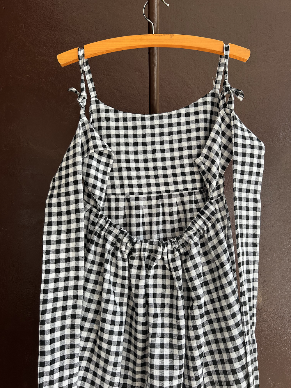 Back Ribbon Dress (Size M/L)