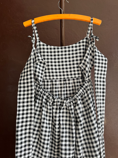 Back Ribbon Dress (Size M/L)