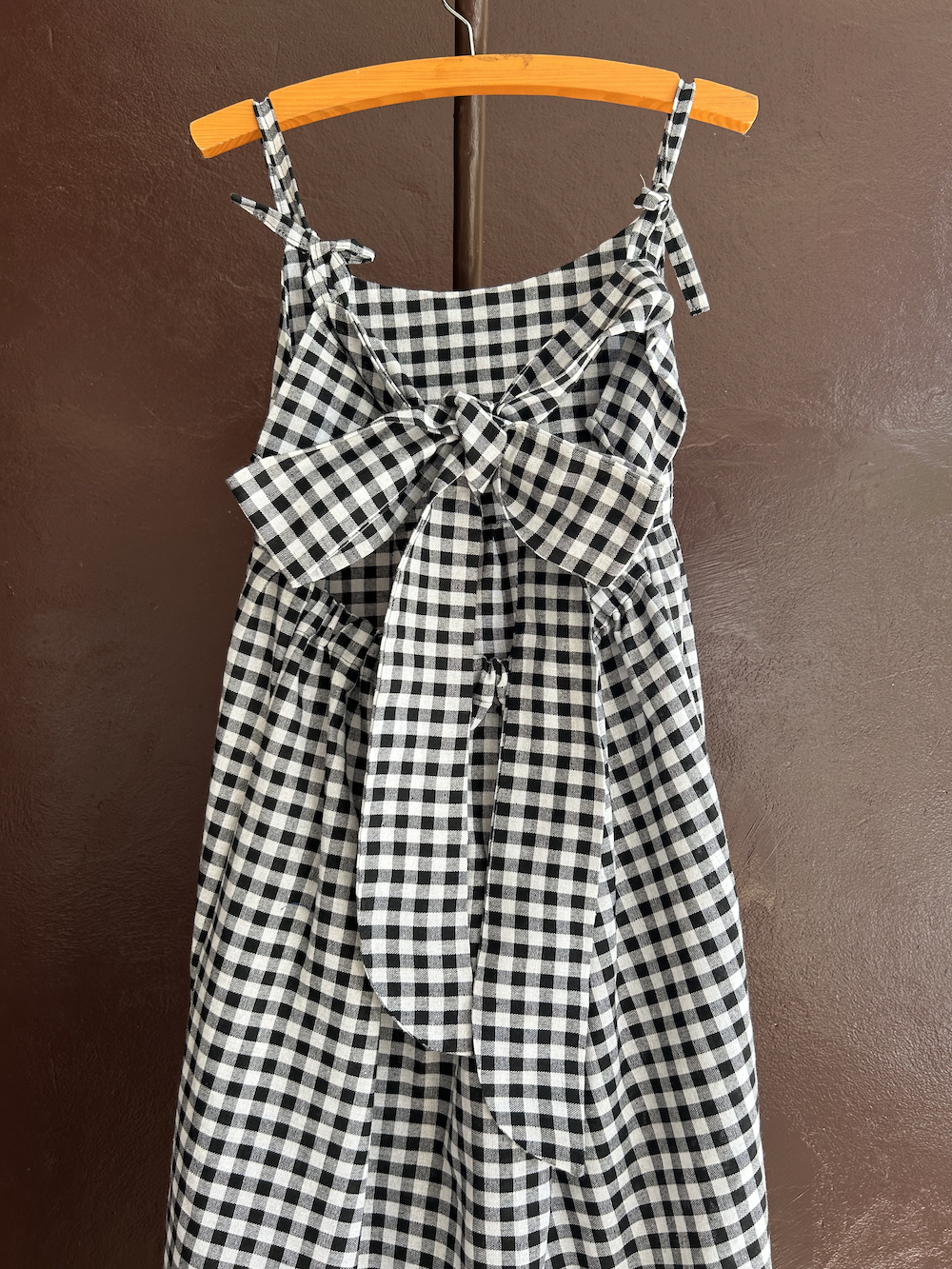 Back Ribbon Dress (Size M/L)
