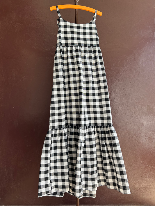 Back Ribbon Dress (Size M/L)