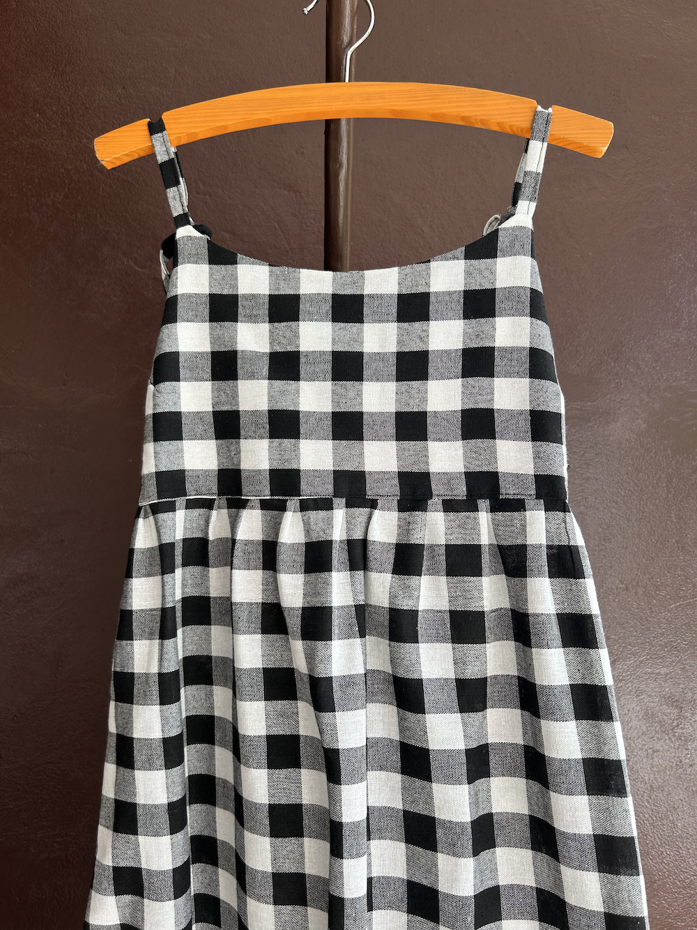 Back Ribbon Dress (Size M/L)