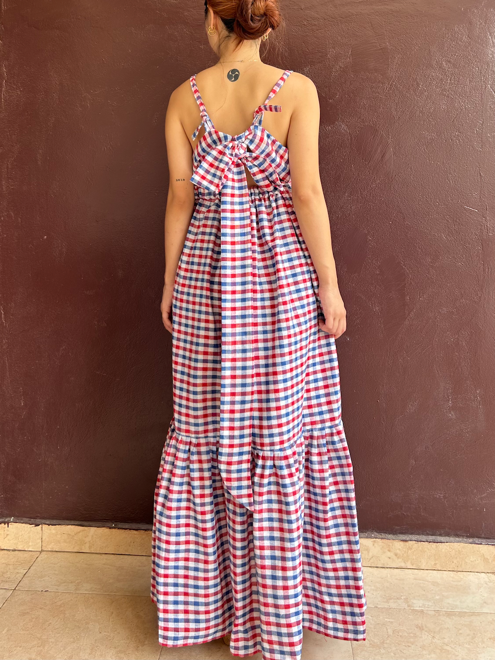 Back Ribbon Dress (Size M/L)