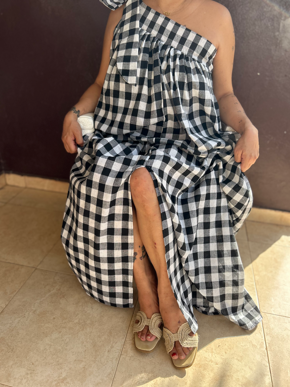 Slit dress (Size M/L)