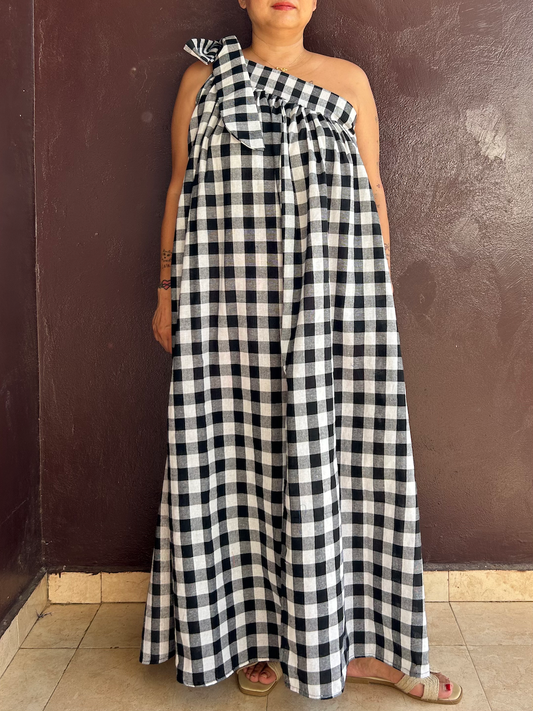 Slit dress (Size M/L)