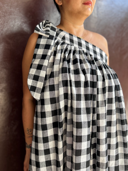 Slit dress (Size M/L)