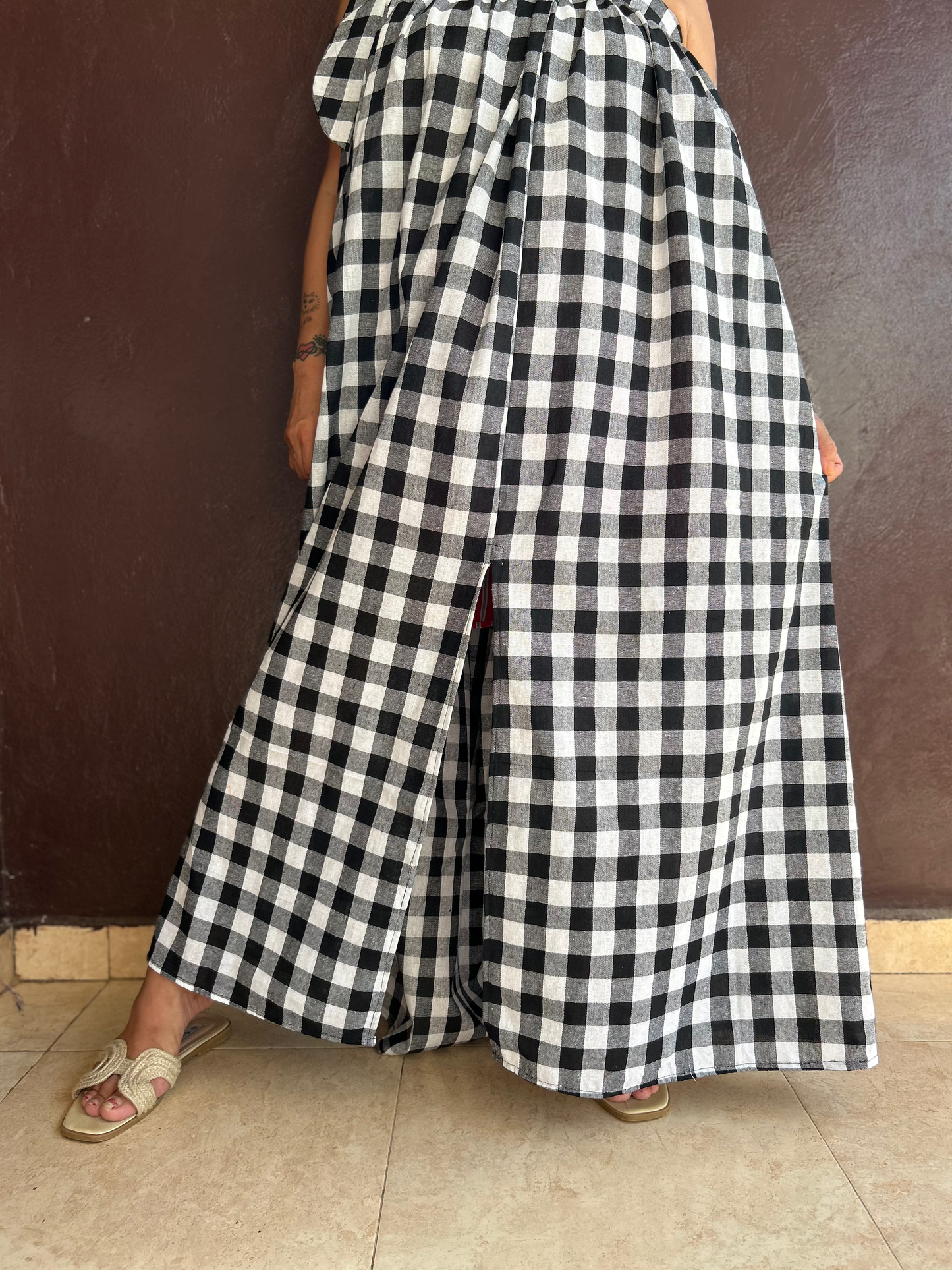 Slit dress (Size M/L)