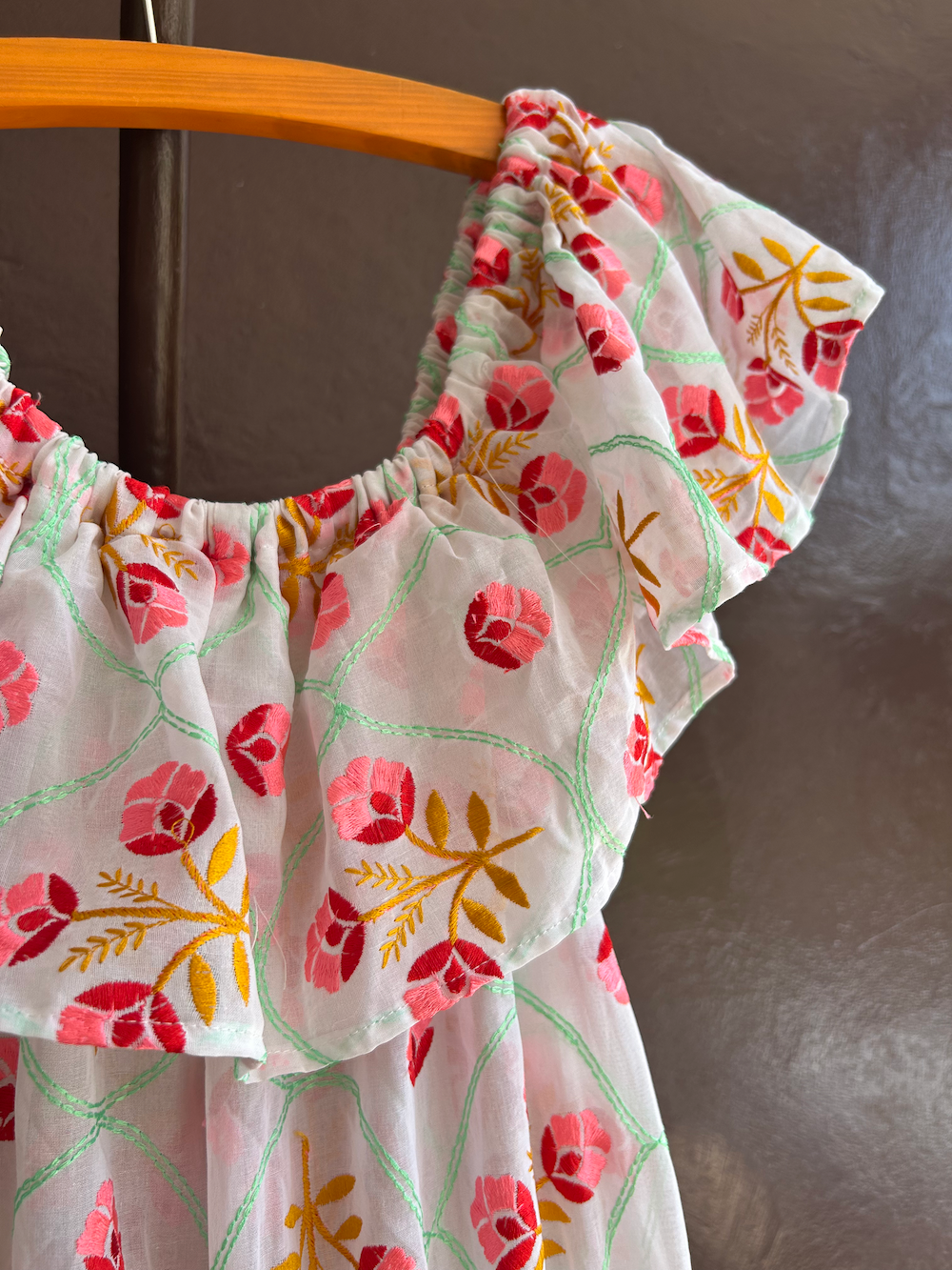 Frill Jumpsuit (Size M/L) / Short